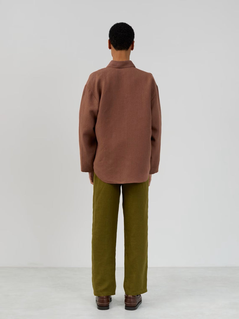 Men’s linen shirt in Heavy Dark Brown